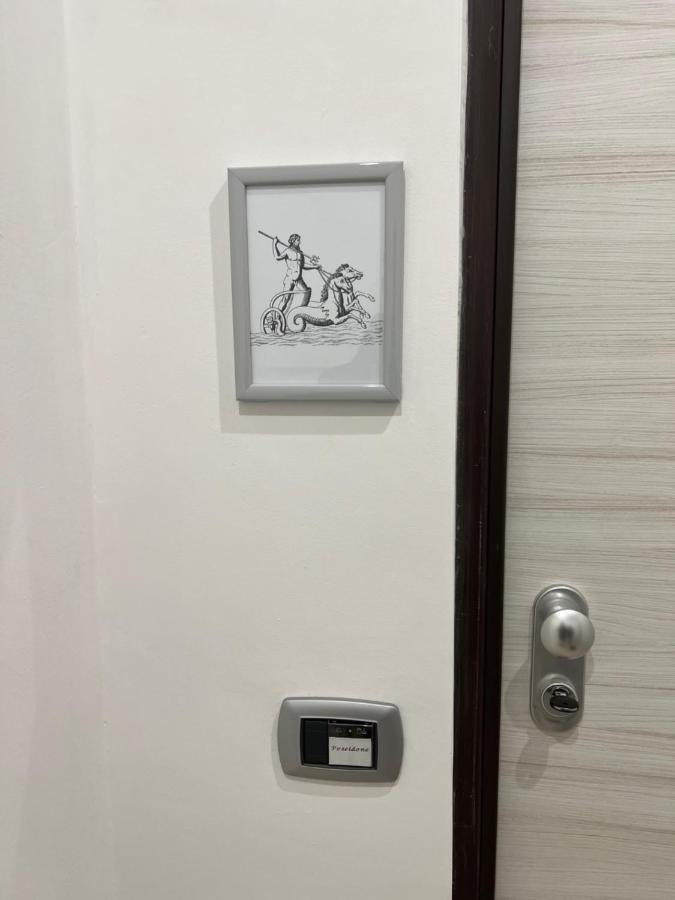 Deus Apartment *